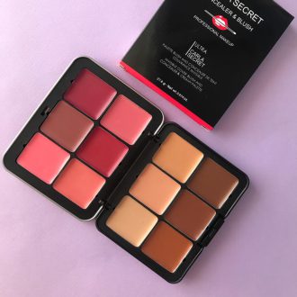 رژگونه و کانتور چرب کارلا سکرت